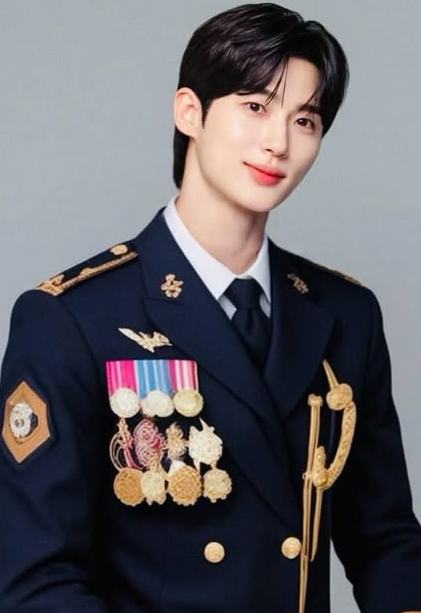 Byeon Woo-seok as Grand Prince Yi An